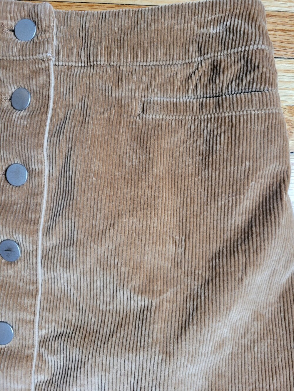 Wilfred Free Aritzia Corduroy Button Down A-Line Mini Skirt Brown Size 8 - Picture 4 of 7
